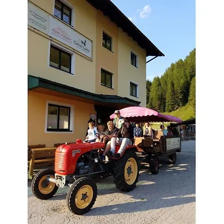 Semesterbostad In With Swimming Pool