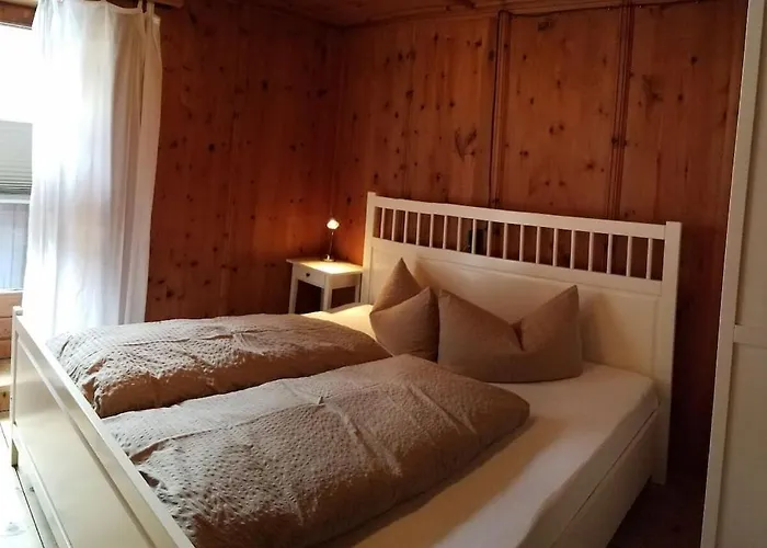 بيت للعطل In With Swimming Pool *