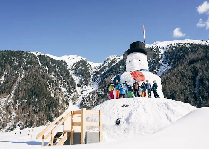 In With Swimming Pool * امهاوسن